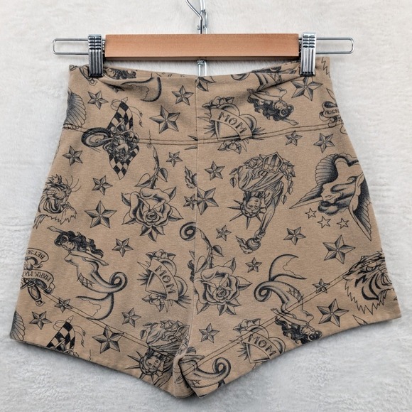 Betsey Johnson Pants - VTG Betsey Johnson Shorts Women's M Tan Mark Mahoney Tattoo Flash Rockabilly 90s